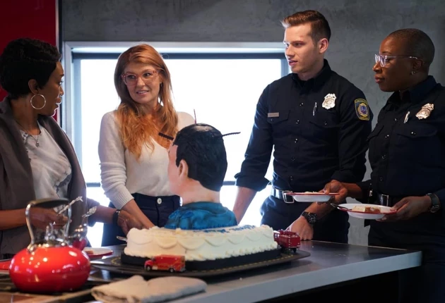 Кадр из «911 служба спасения» 1 сезон 6 серия