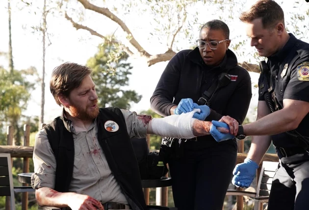 Кадр из «911 служба спасения» 1 сезон 8 серия