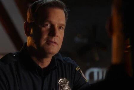 Кадр из сериала 911 служба спасения