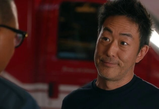 Кадр из сериала 911 служба спасения 5 сезон