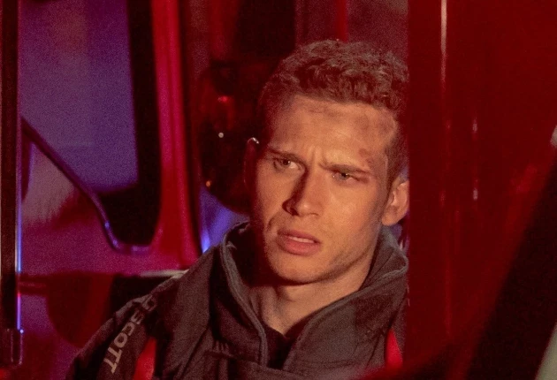 Кадр из «911 служба спасения» 5 сезон 8 серия