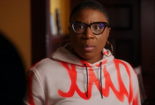 Кадр из сериала 911 служба спасения 6 сезон