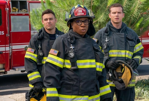 Кадр из «911 служба спасения» 6 сезон 2 серия