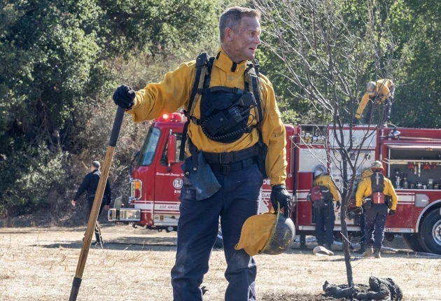 Кадр из «911 служба спасения» 6 сезон 9 серия