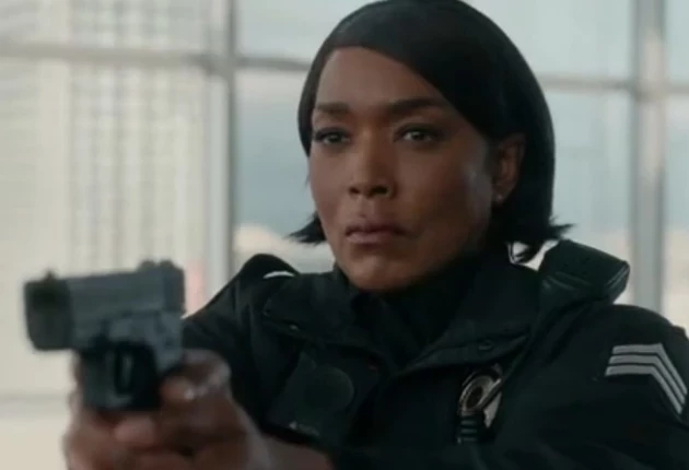 Кадр из «911 служба спасения» 8 сезон 15 серия