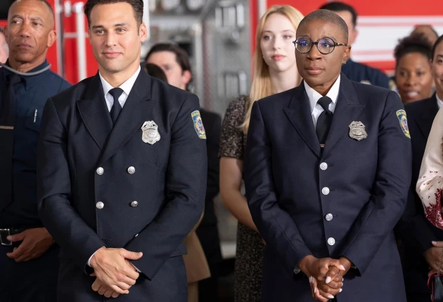 Кадр из «911 служба спасения» 9 сезон 1 серия